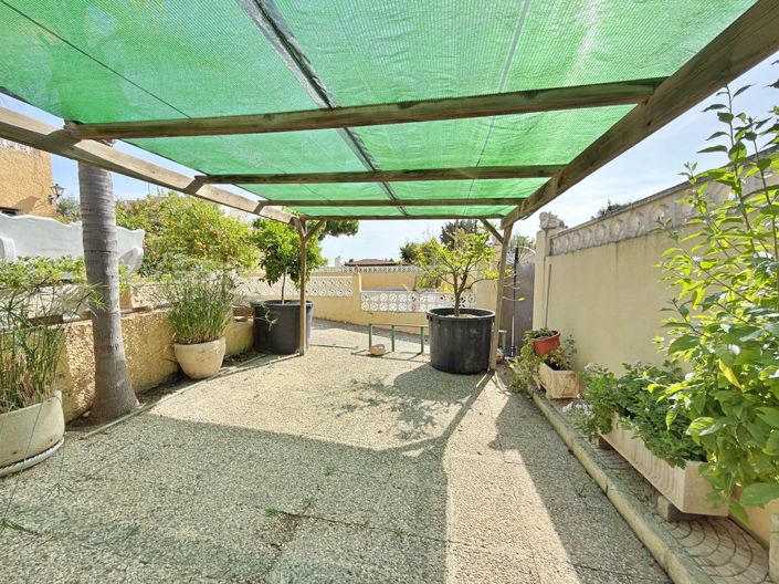 Image No.6-3 Bed Villa for sale