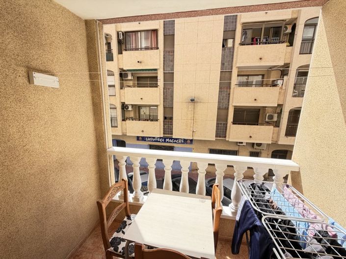 Image No.8-2 Bed Apartment for sale