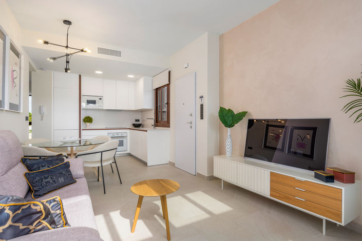 Image No.4-3 Bed Property for sale