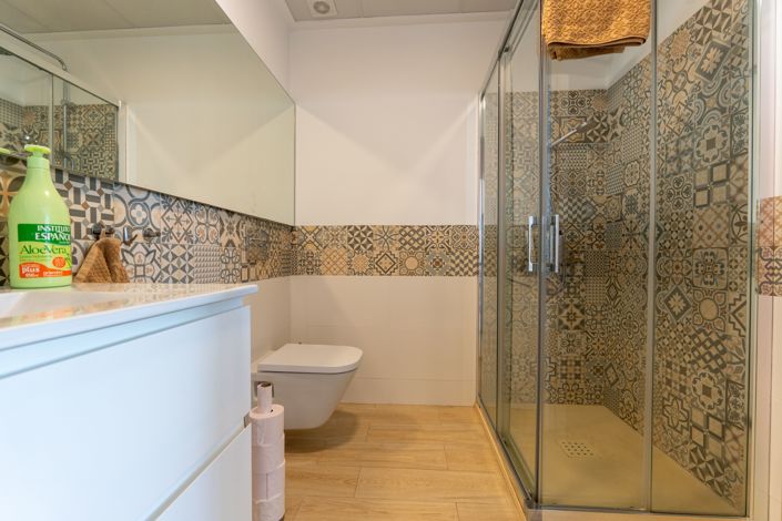 Image No.48-3 Bed Villa / Detached for sale
