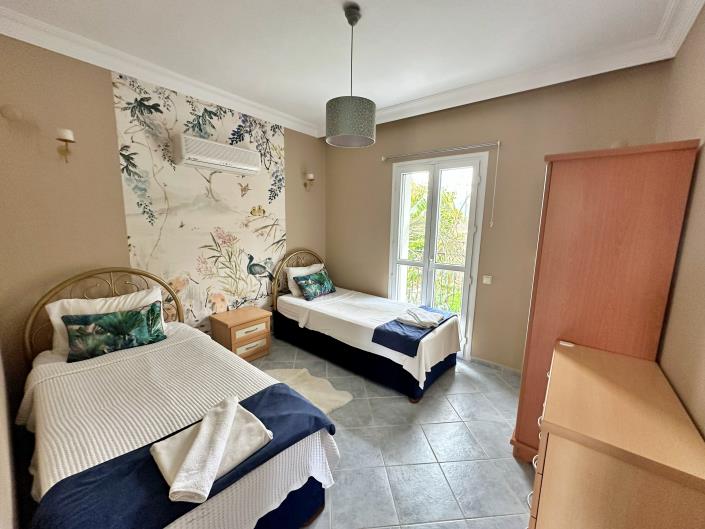 Image No.10-2 Bed Apartment for sale