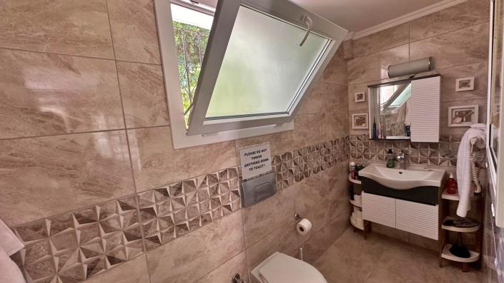 Image No.20-1 Bed Apartment for sale