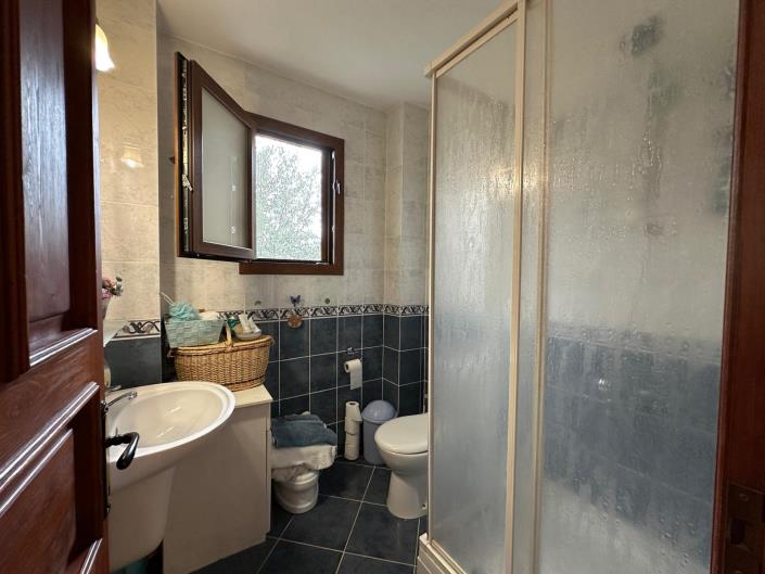 Image No.24-3 Bed Villa for sale