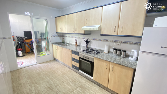 Image No.12-2 Bed Apartment for sale