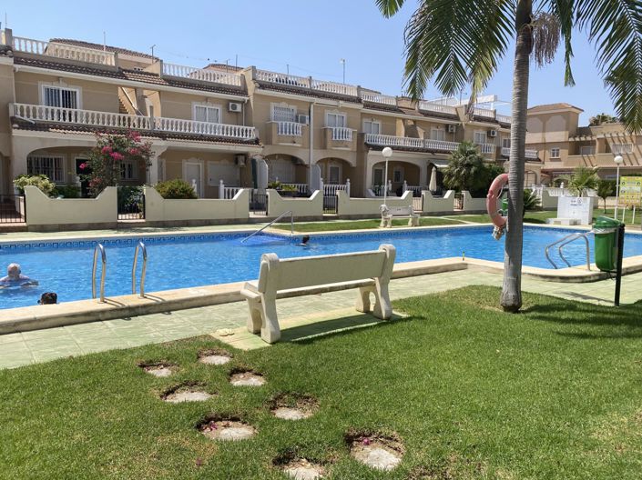 Image No.24-2 Bed Apartment for sale