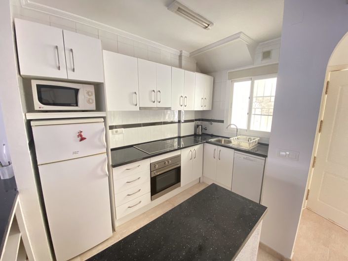Image No.7-2 Bed Apartment for sale