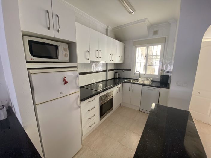 Image No.8-2 Bed Apartment for sale