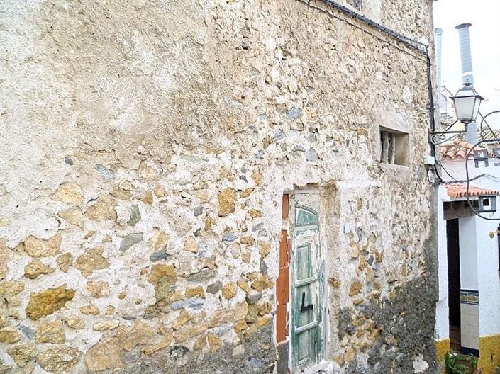Image No.4-2 Bed Townhouse for sale