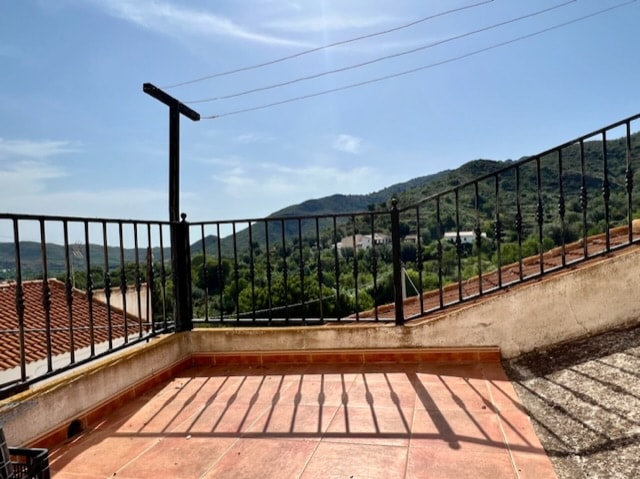 Image No.4-5 Bed Townhouse for sale