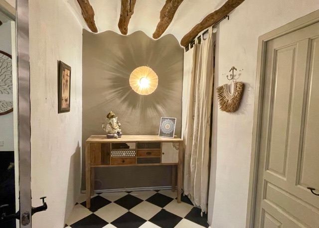 Image No.25-4 Bed House for sale