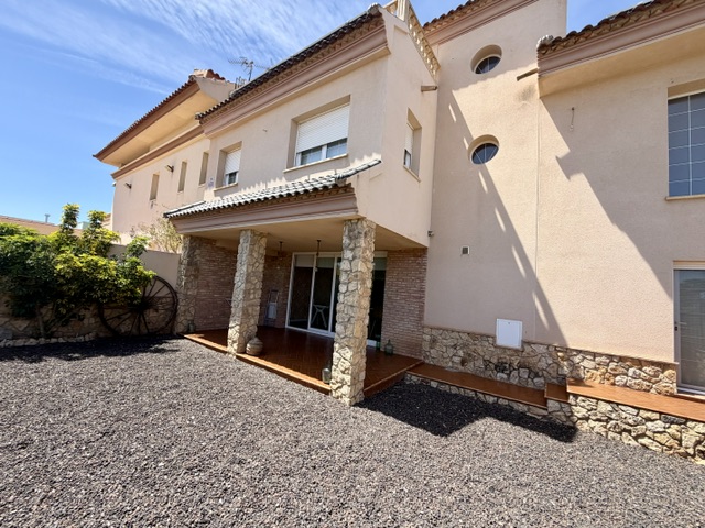 Image No.11-4 Bed Villa for sale