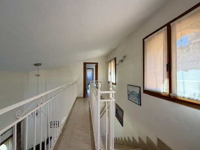 Image No.34-3 Bed Villa for sale