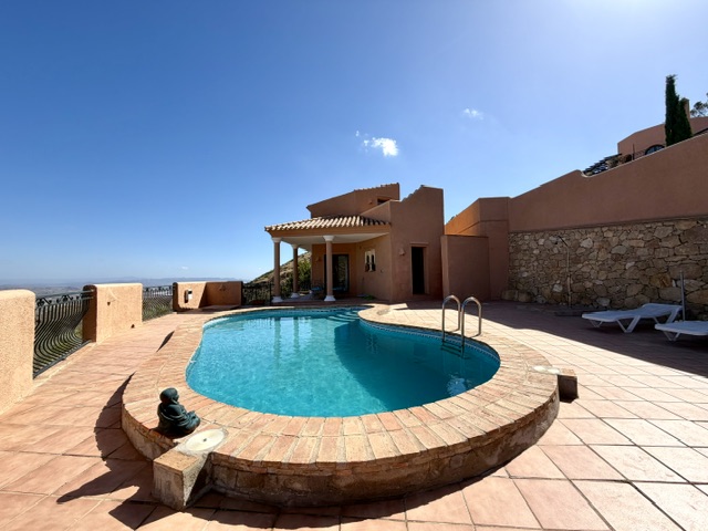 Image No.44-3 Bed Villa for sale