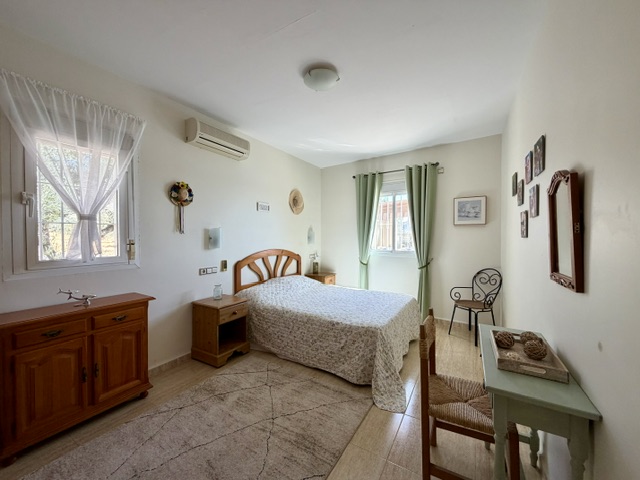 Image No.30-3 Bed Villa for sale
