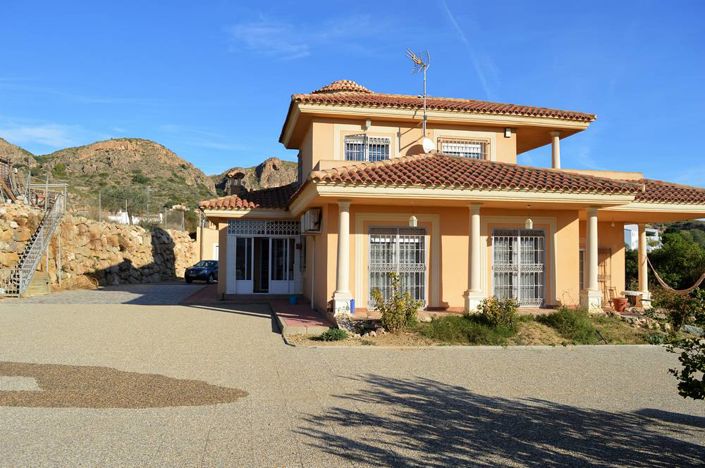 Image No.4-Villa de 4 chambres à vendre à Almeria