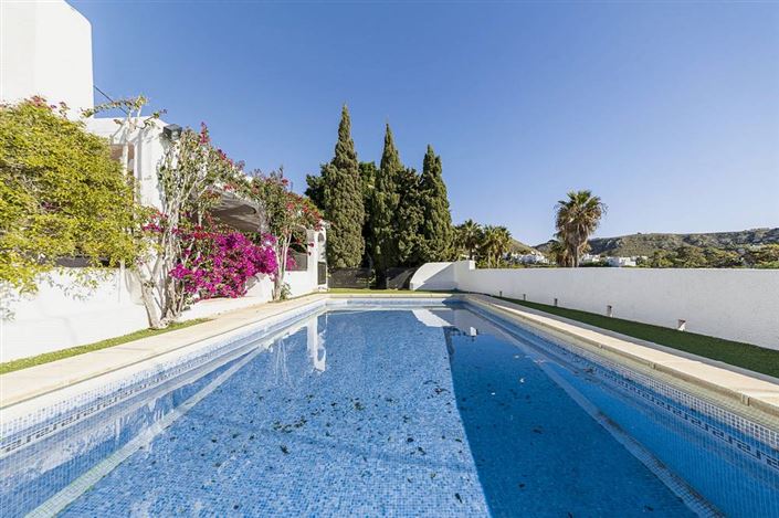 Image No.3-Villa de 6 chambres à vendre à Agua Amarga