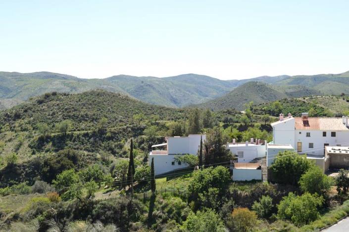 Image No.31-6 Bed Country House for sale
