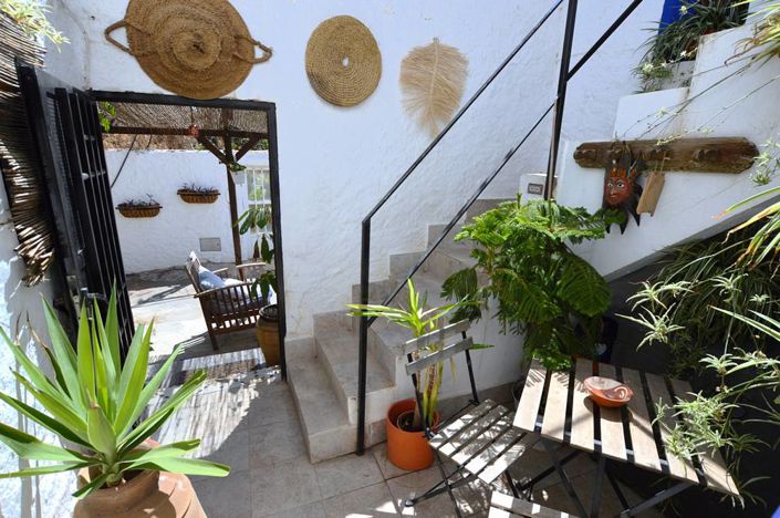 Image No.7-3 Bed Village House for sale
