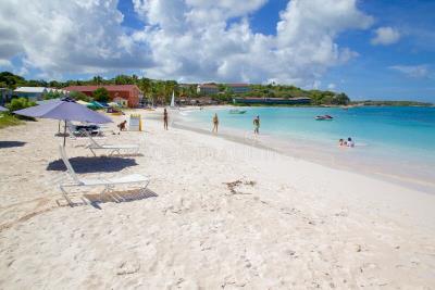 Long-Bay-Beach-2