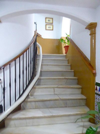 Image No.8-3 Bed Property for sale