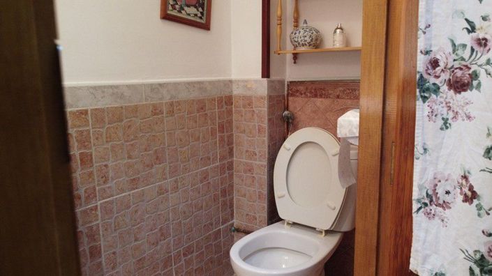 Image No.36-3 Bed Property for sale