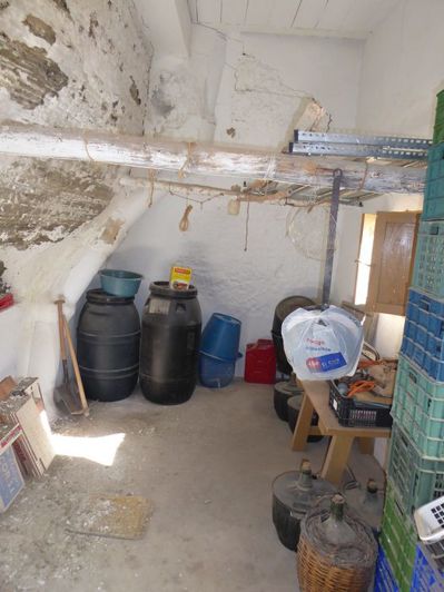Image No.24-4 Bed House for sale