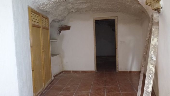 Image No.23-3 Bed House for sale