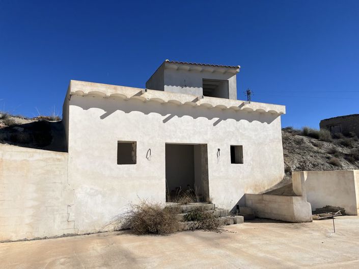 Image No.47-8 Bed House for sale