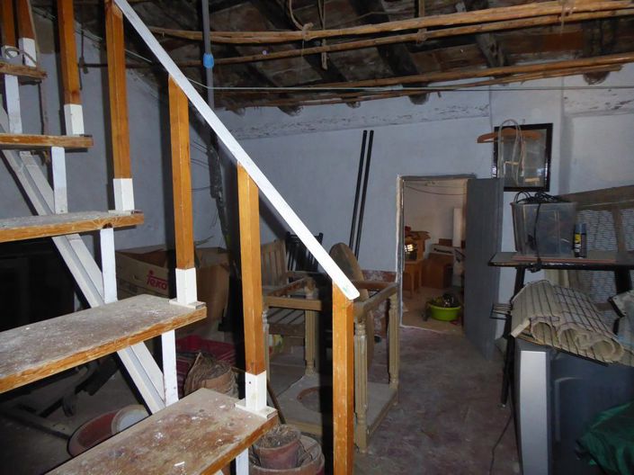Image No.29-5 Bed Property for sale