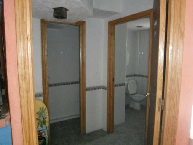 Image No.7-1 Bed Commercial for sale