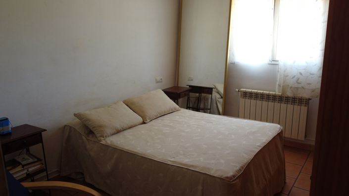 Image No.13-3 Bed Property for sale