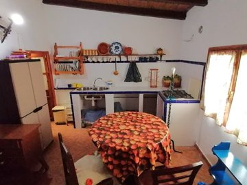 v3173-cave-house-benamaurel-009-1