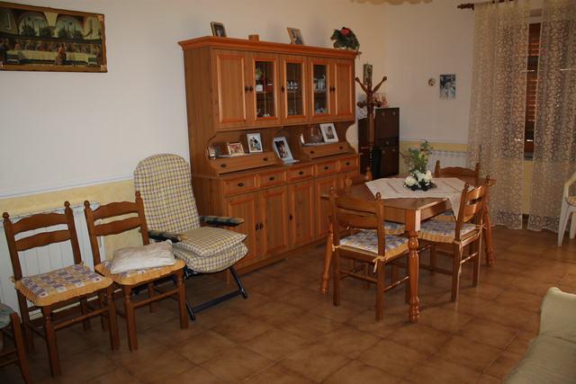 Image No.3-3 Bed Townhouse for sale