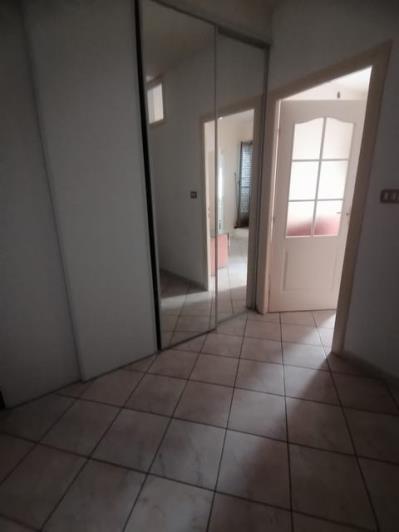 Image No.5-2 Bed House for sale