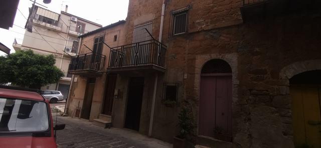 Image No.29-3 Bed House for sale