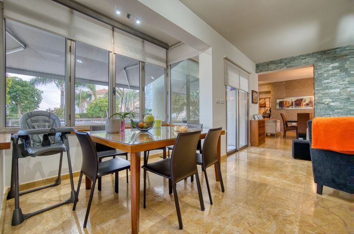 Image No.7-5 Bed Villa for sale
