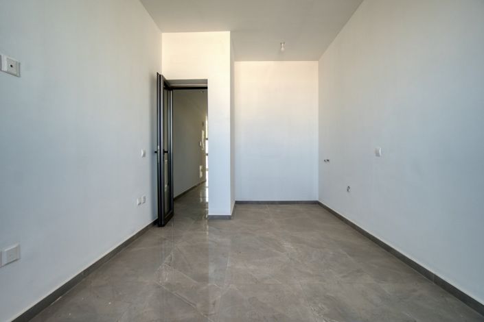 Image No.9-4 Bed Penthouse for sale