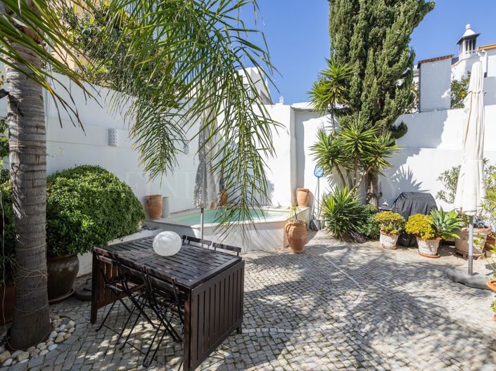 Image No.21-3 Bed Townhouse for sale