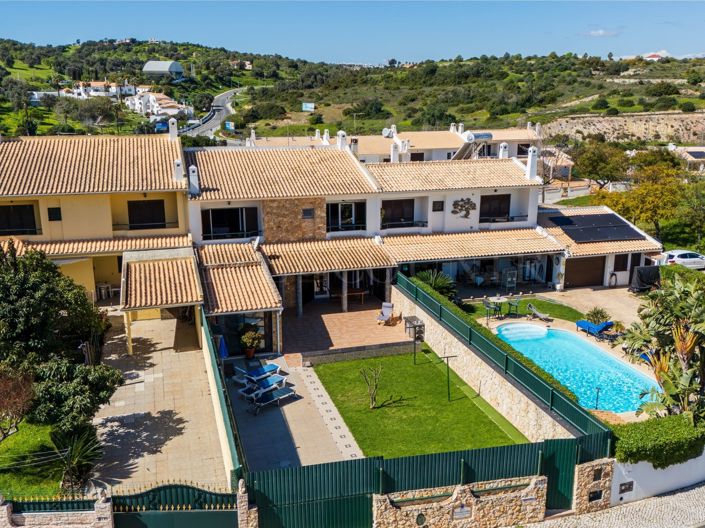Image No.4-4 Bed Townhouse for sale
