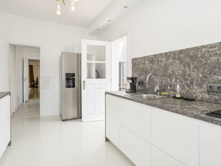 Image No.3-3 Bed Townhouse for sale