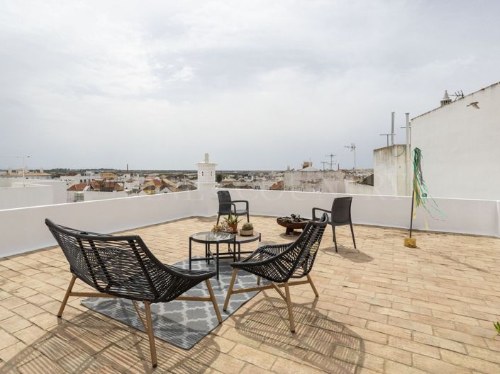 Image No.24-3 Bed Townhouse for sale