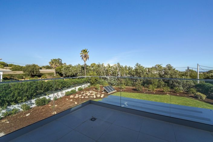 Image No.47-4 Bed Property for sale