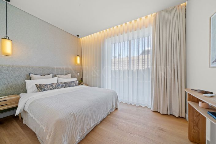 Image No.18-2 Bed Apartment for sale
