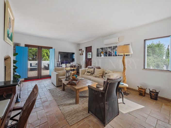 Image No.5-3 Bed Property for sale