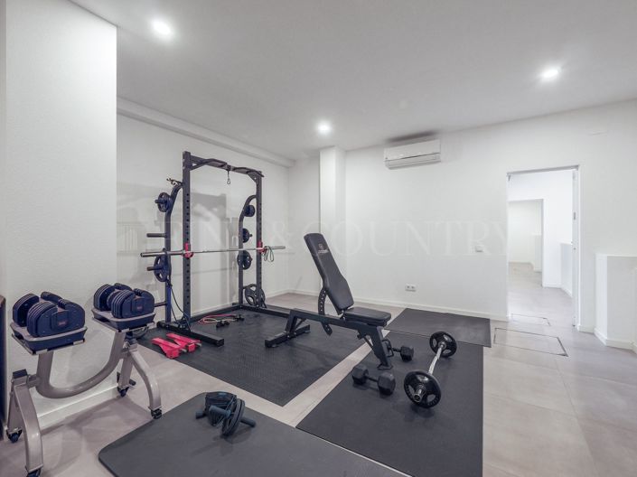 Image No.43-5 Bed Villa for sale