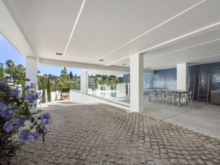 Image No.51-5 Bed Villa for sale