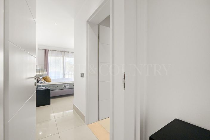 Image No.17-2 Bed Apartment for sale