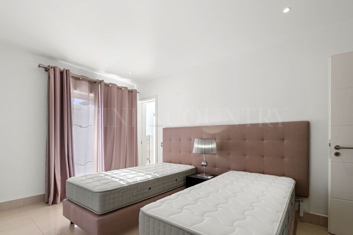Image No.26-2 Bed Apartment for sale