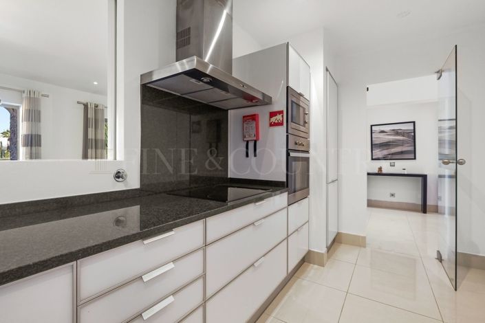 Image No.9-2 Bed Apartment for sale