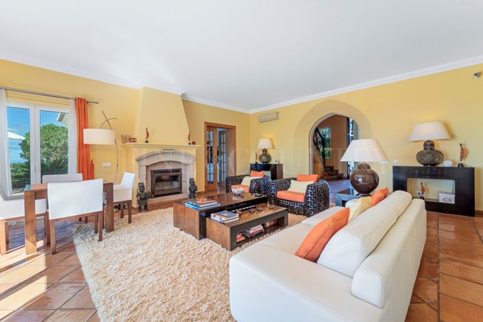 Image No.15-4 Bed Property for sale